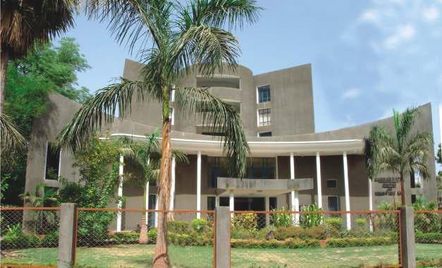 R. N. Patel Ipcowala School of Law and Justice - [RNPISLJ], CVM University
