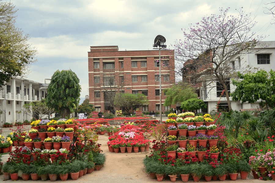 Sardar Bhagwan Singh University - [SBS]