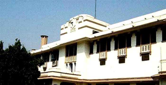 Lady Hardinge Medical College - [LHMC]
