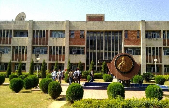 Guru Nanak College for Women Cover