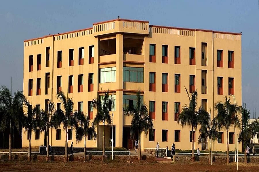 Indian Institute of Information Technology - [IIIT] Cover