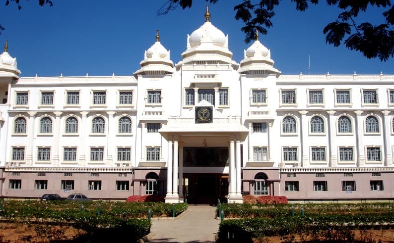Sri Devaraj Urs Medical College Cover