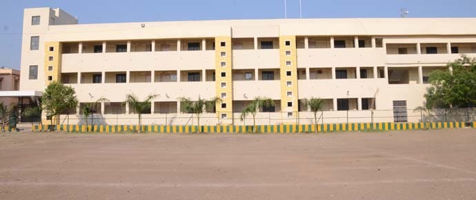 Yeshwant Mahavidyalaya Cover