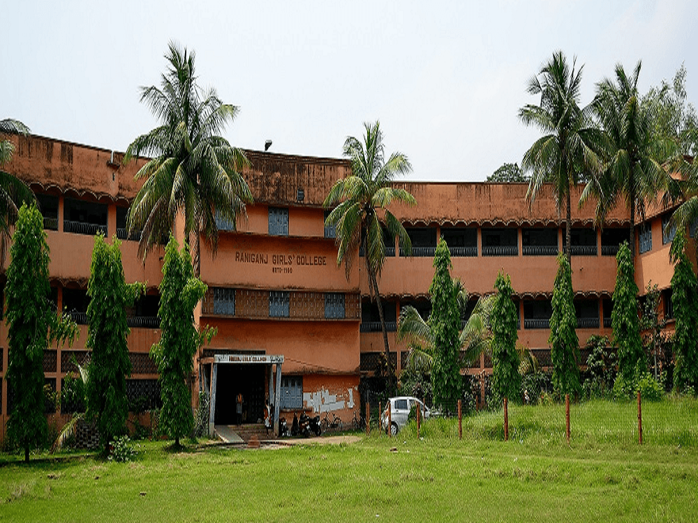 Raniganj Girls College Cover