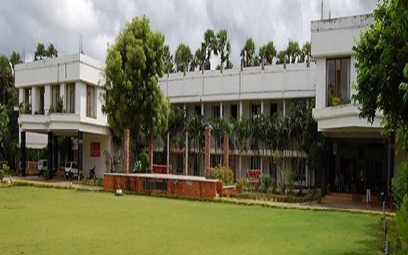Vignan Pharmacy College - [VPC] Vadlamudi Cover