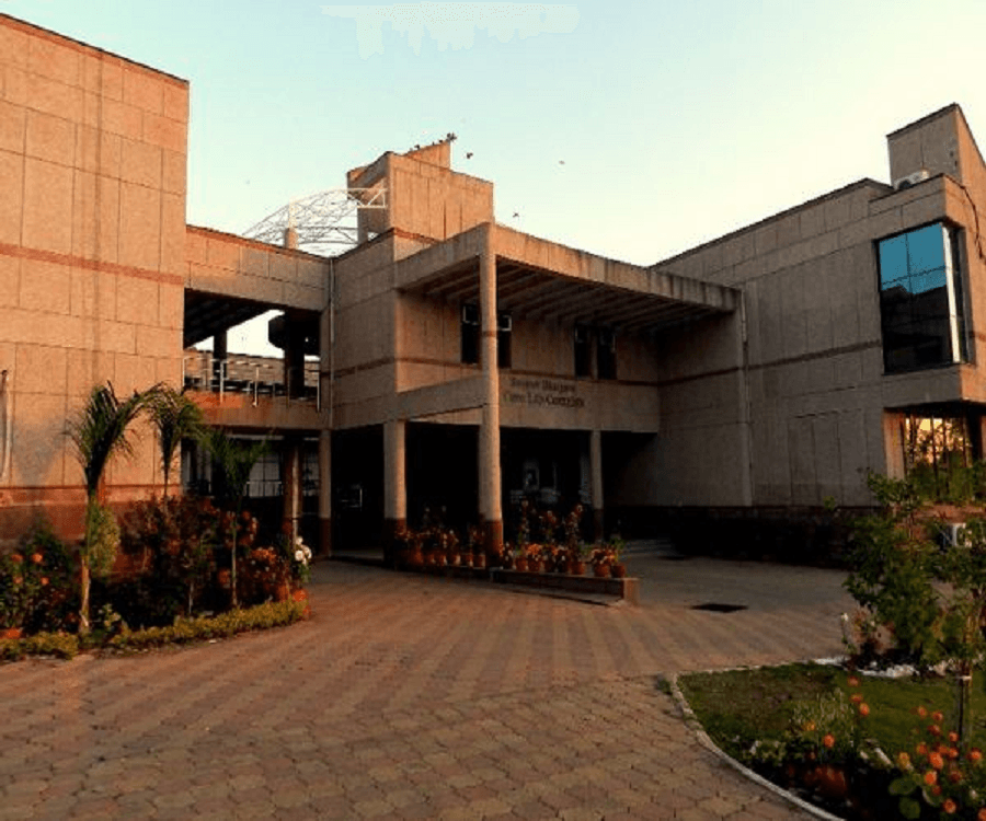 Indian Institute of Information Technology Design and Manufacturing - [IIITDM] Cover