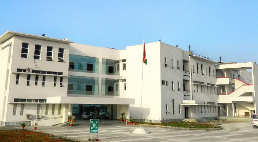 IIT Indore - Indian Institute of Technology - [IITI] Cover