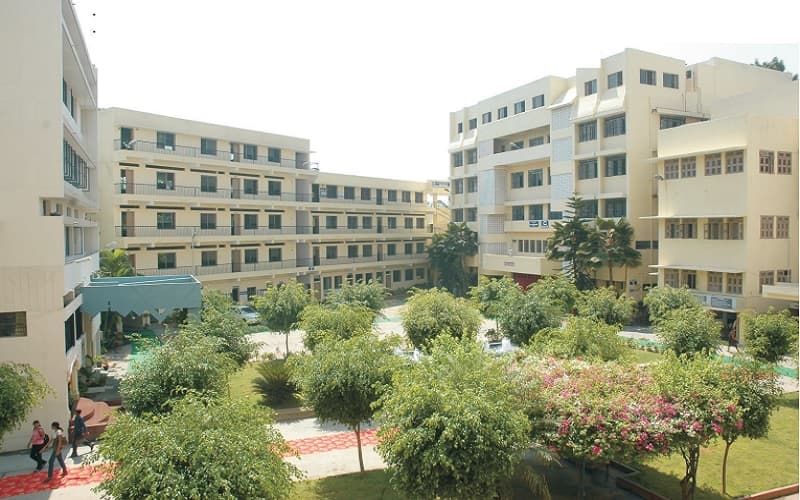 KLE Society's S. Nijalingappa College - [KLESNC] Cover