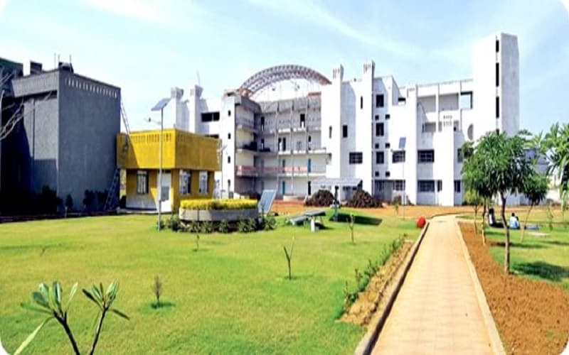 Disha College Cover