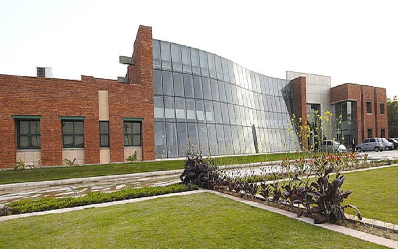 Jaipuria Institute of Management Cover