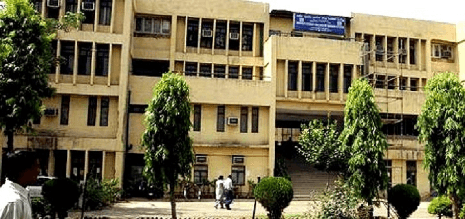 Shaheed Sukhdev College of Business Studies - [SSCBS] Cover