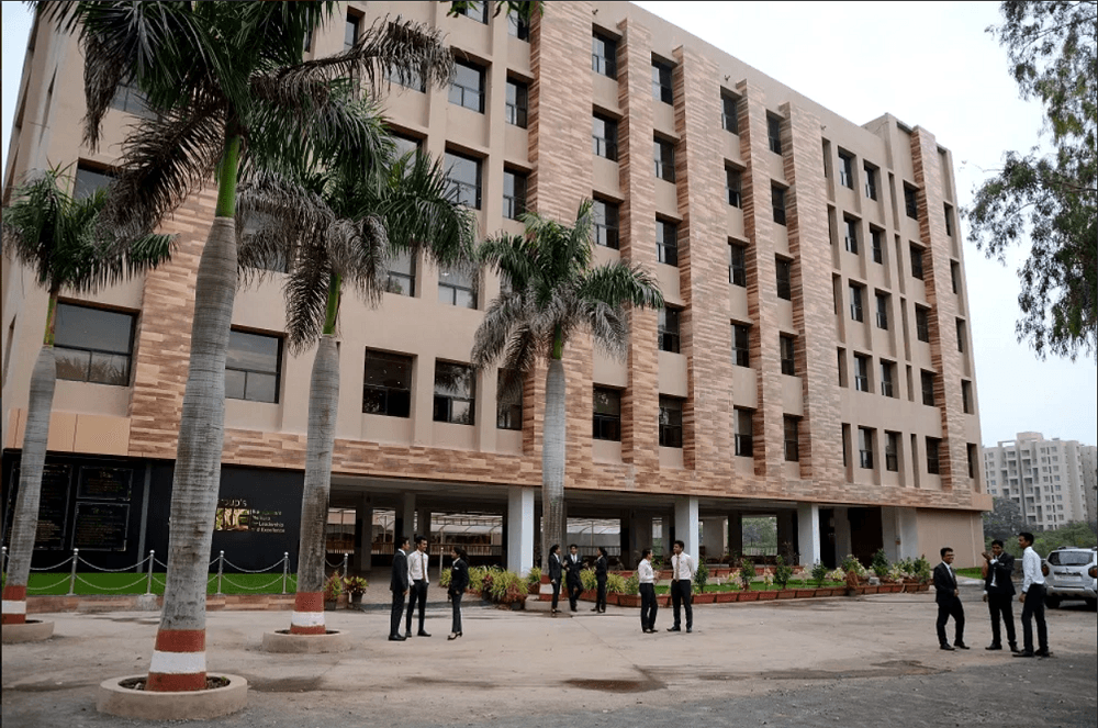 Lexicon MILE - Management Institute of Leadership and Excellence Cover
