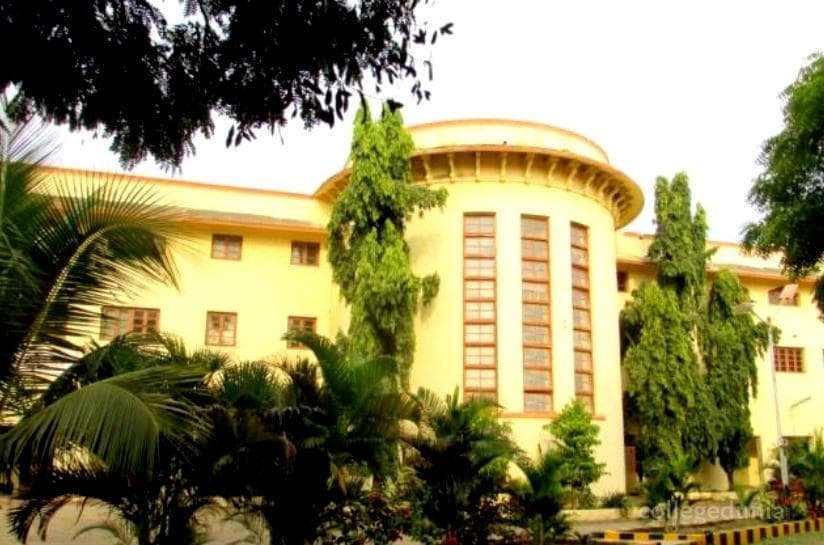 DAV Velankar College of Commerce Cover