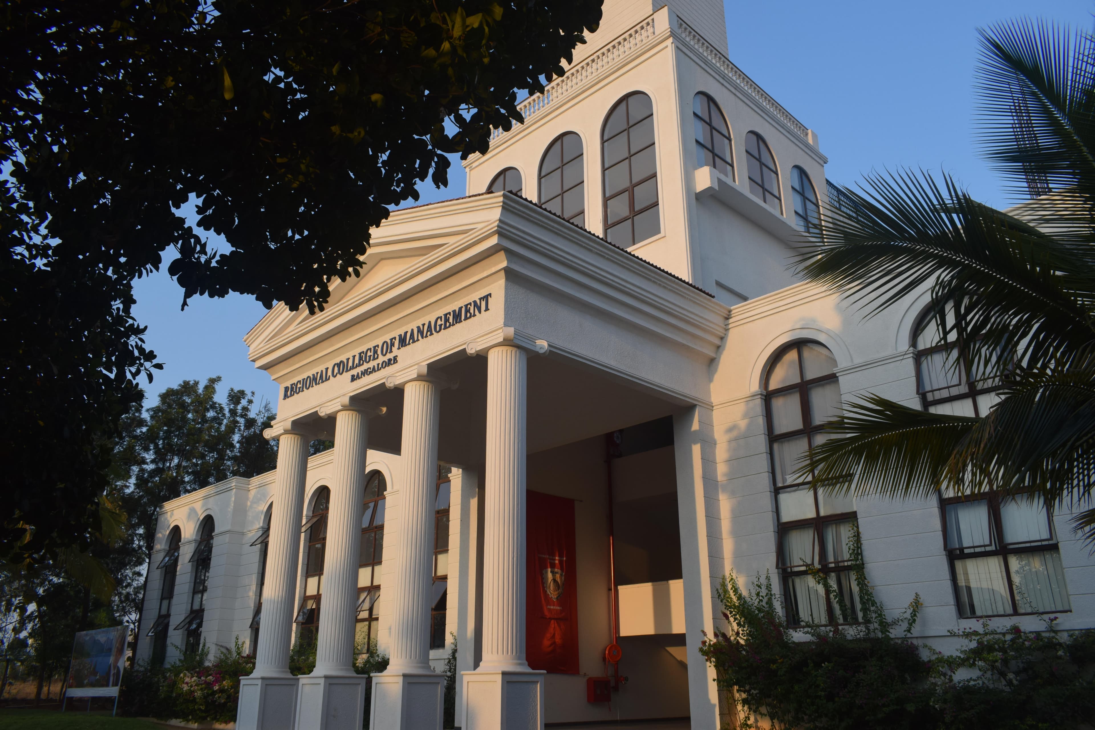 Regional College of Management - [RCM] Cover