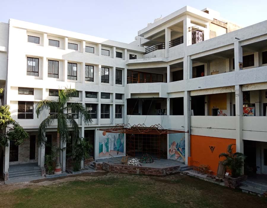 Smt. Manoramabai Mundle College of Architecture - [SMMCA] Cover