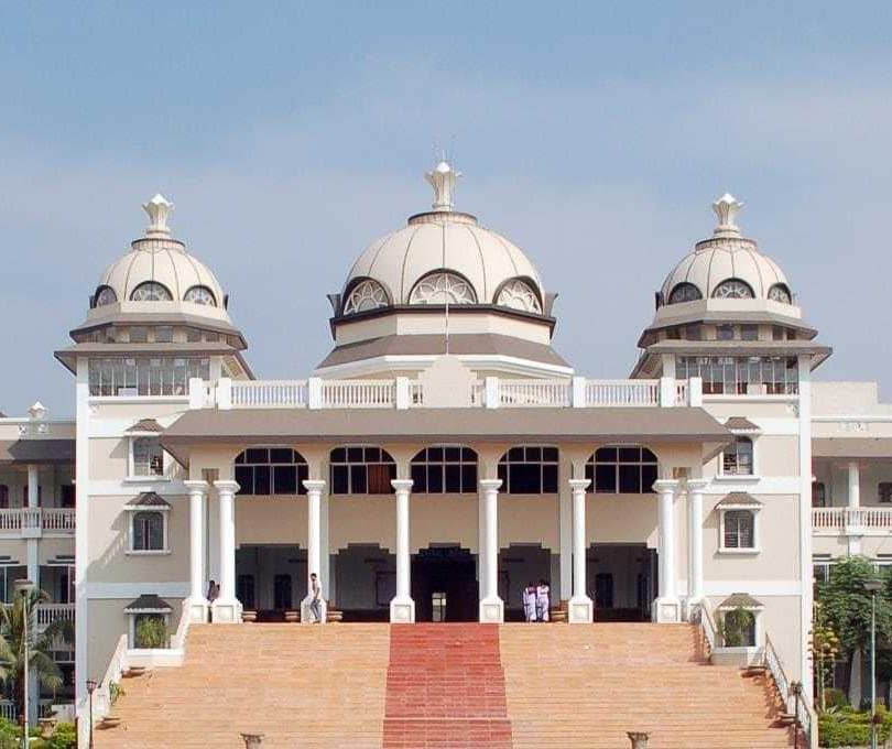Datta Meghe College of Pharmacy Cover