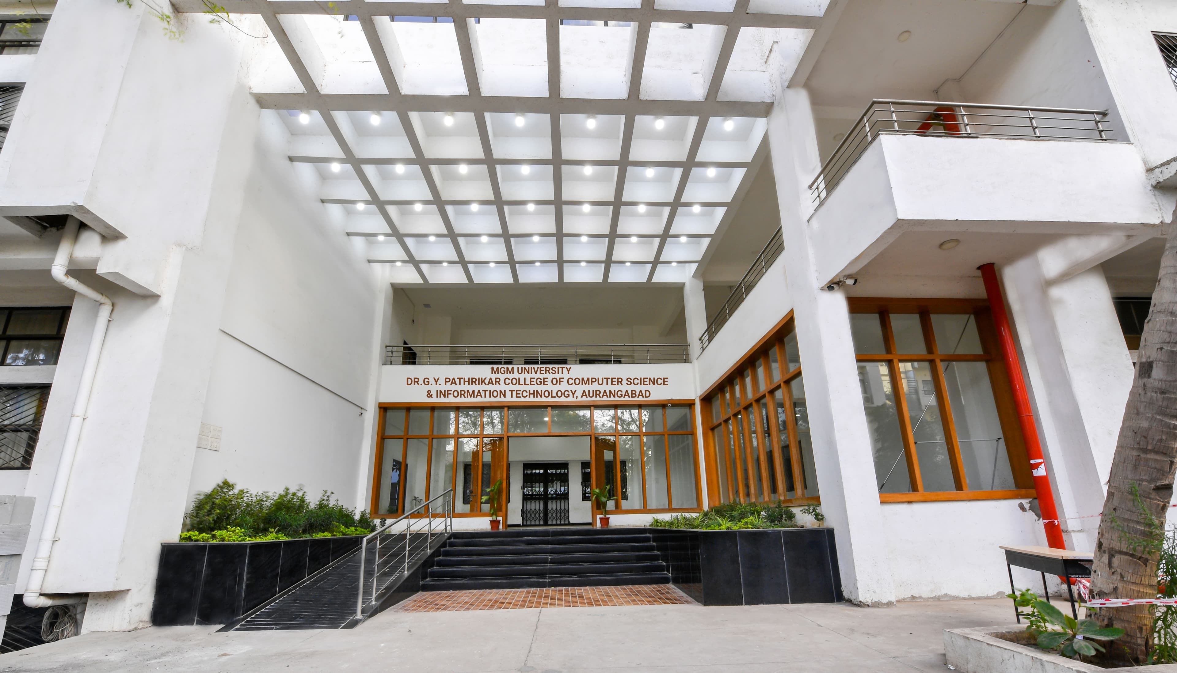 MGM Dr. GY Pathrikar College of Computer Science & Information Technology Cover