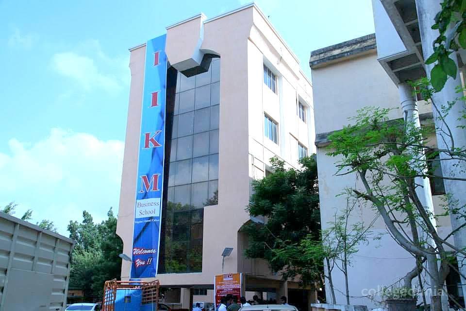 Indian Institute of Knowledge Management - [IIKM] Cover