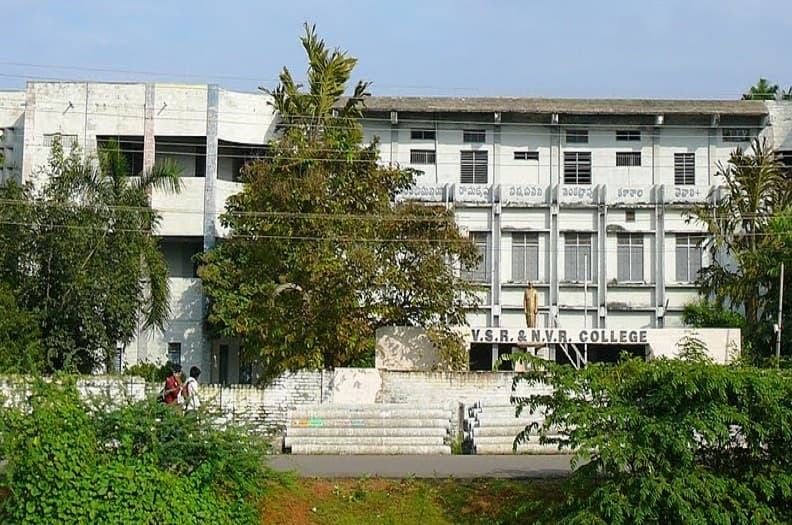 VSR and NVR College Cover