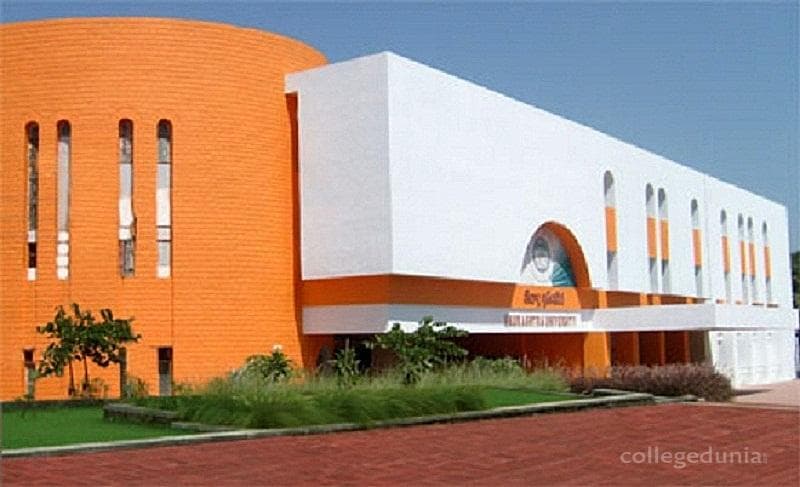 Shree Manibhai Virani and Smt. Navalben Virani Science College Cover