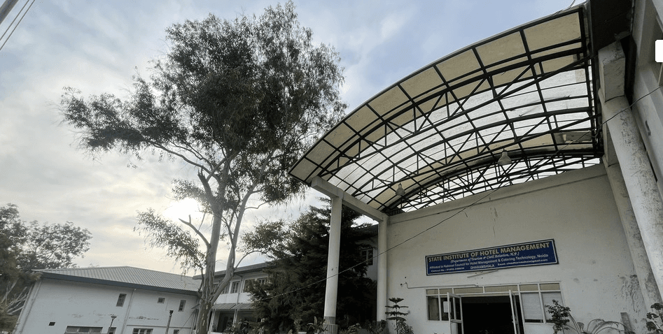 State Institute Of Hotel management - [SIHM], Dharmashala Cover