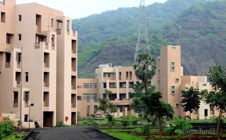 Bharati Vidyapeeth Institute of Management Studies & Research - [BVIMSR] Cover