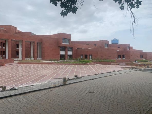 National Institute of Fashion Technology - [NIFT] Daman Cover