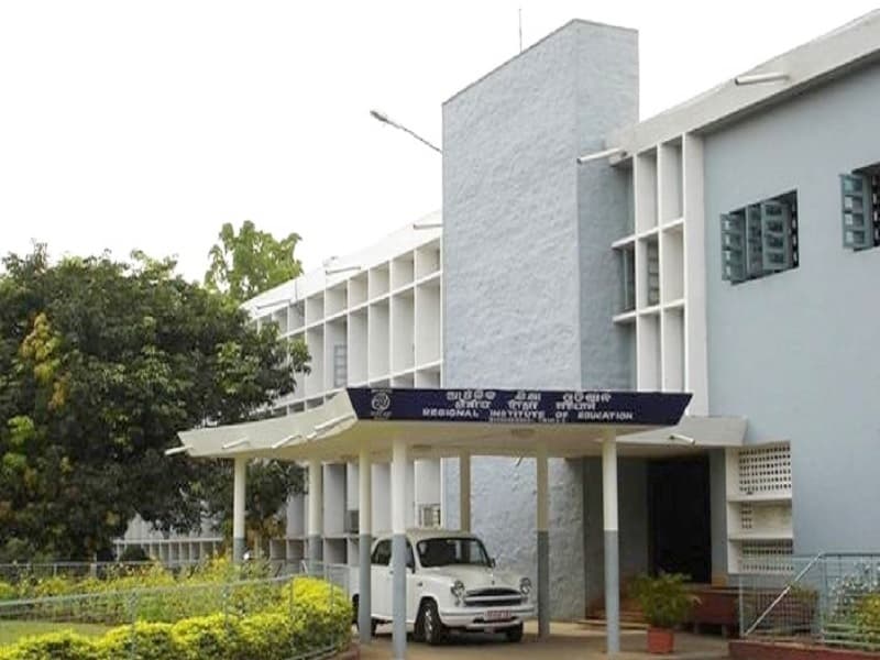 Regional Institute of Education - [RIE] Cover