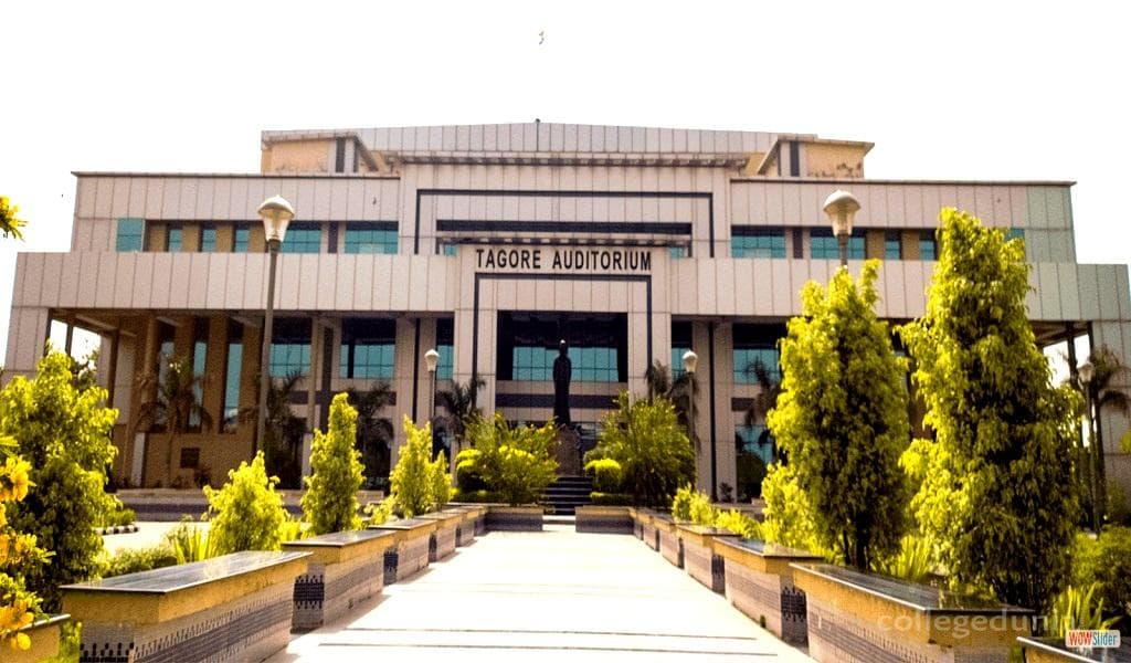 Shri Sai Baba College of Education Cover