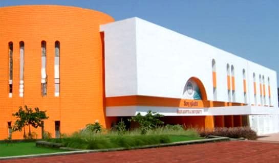 Dr Virambhai Godhaniya College of Information Technology Cover