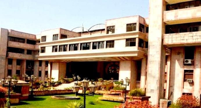 Central Institute of Fisheries Education - [CIFE] Cover