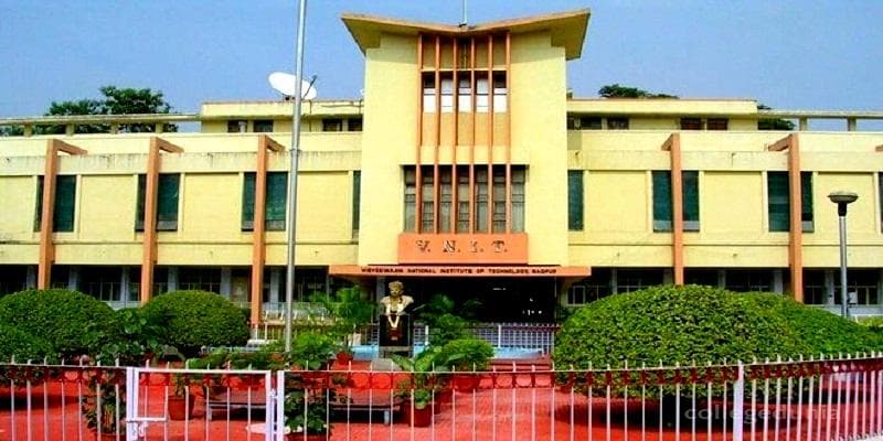 Visvesvaraya National Institute of Technology - [VNIT] Cover