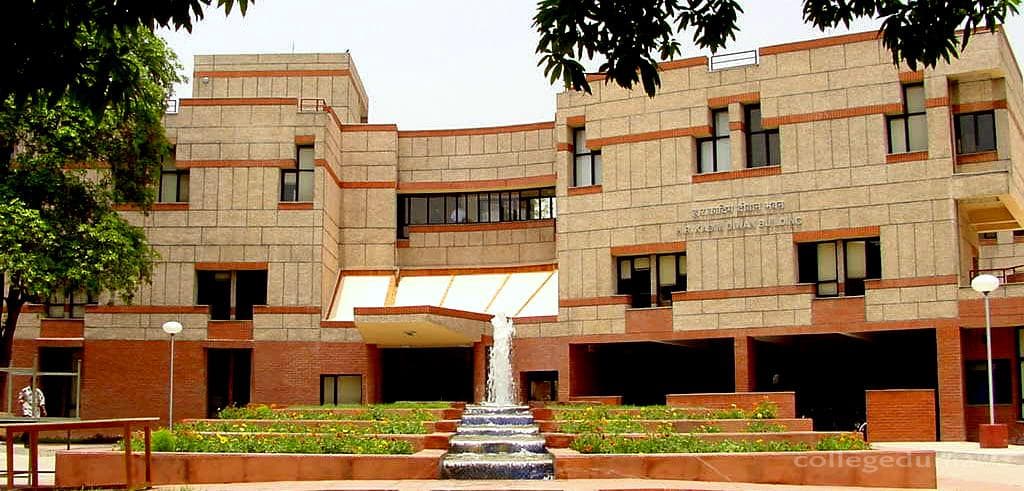 IIT Kanpur - Indian Institute of Technology - [IITK] Cover