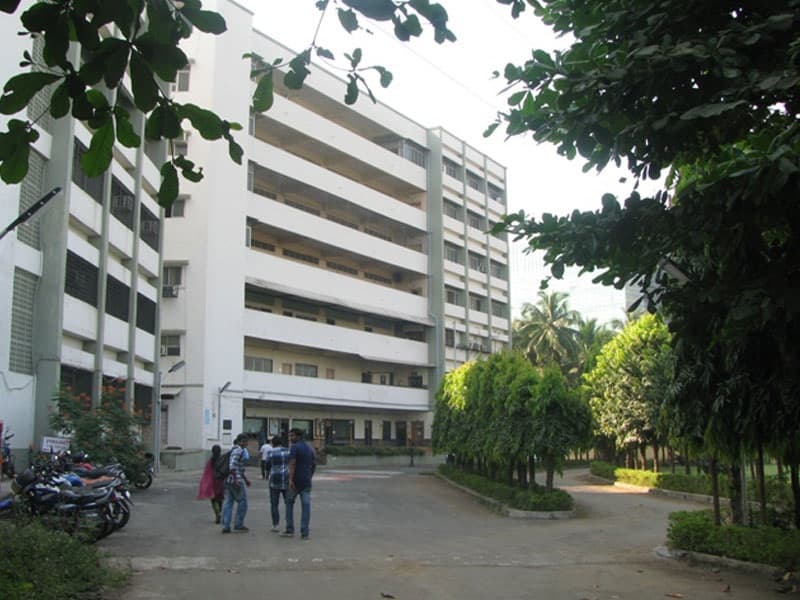 Vasantdada Patil Pratishtan's College of Engineering & Visual Arts Cover