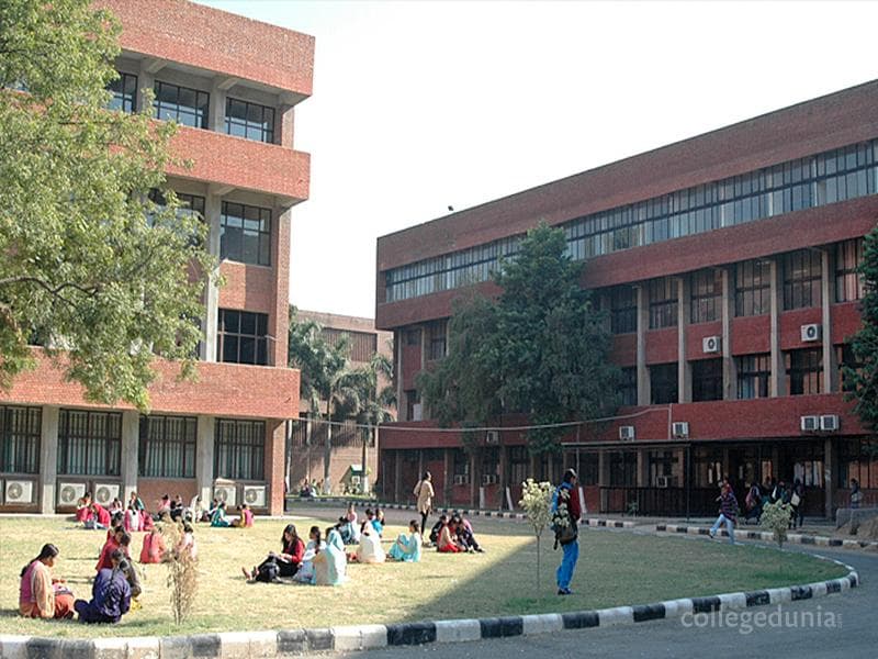 Post Graduate Government College Cover