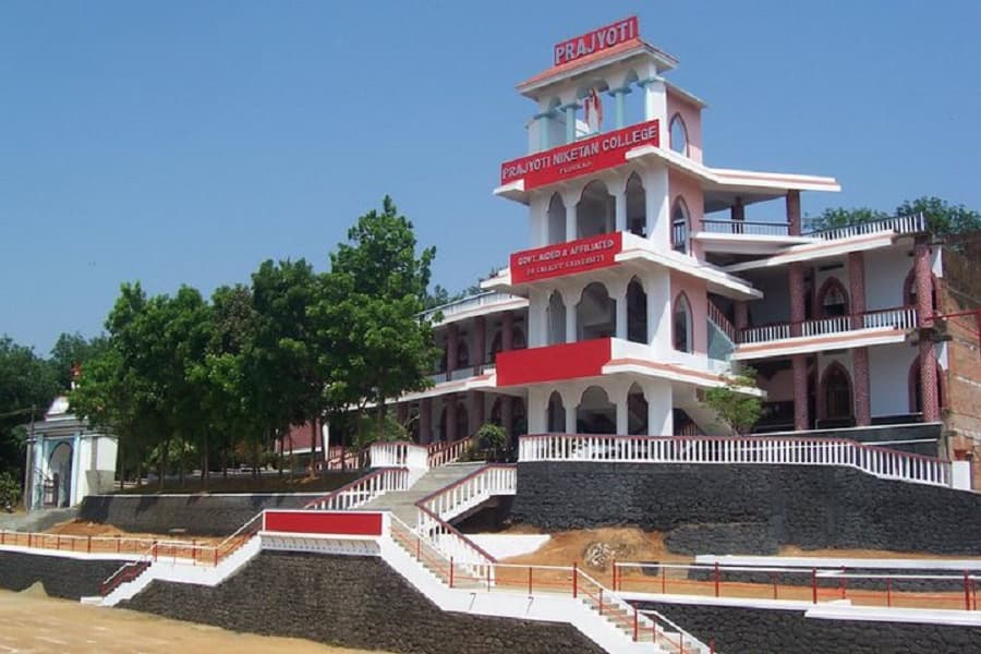 Prajyoti Niketan College Pudukad Cover