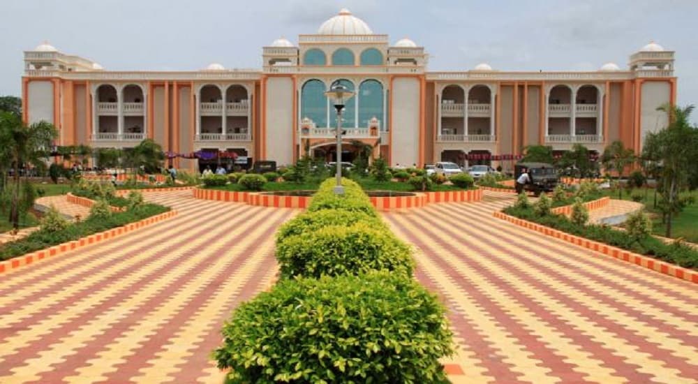 Sri Subbaraya & Narayana College - [SSNC] Cover