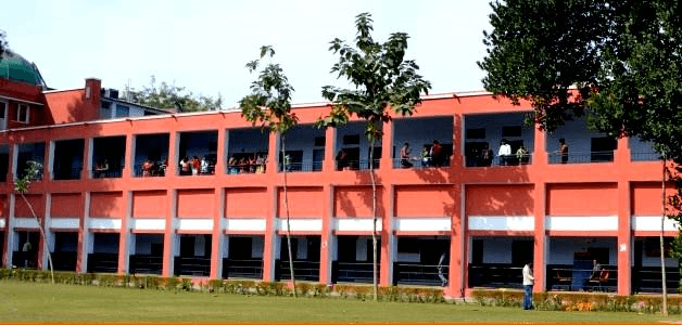 Swami Shukdevanand Post Graduage College Cover