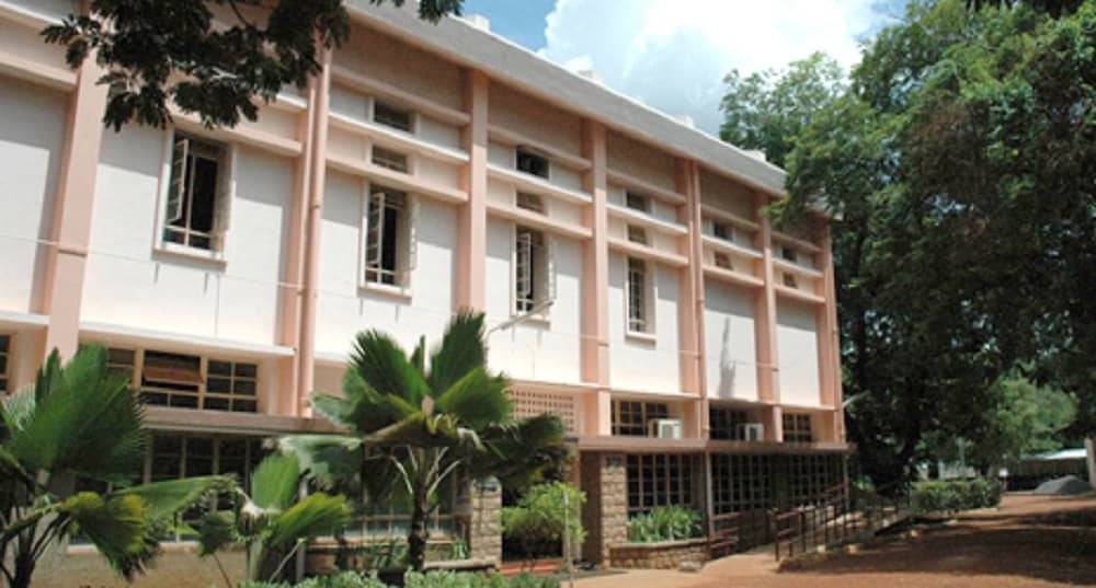 Lady Doak College Cover