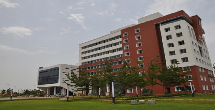VIT Law School - [VITLS] Cover