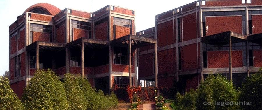 Piloo Mody College of Architecture - [PMCA] Cover