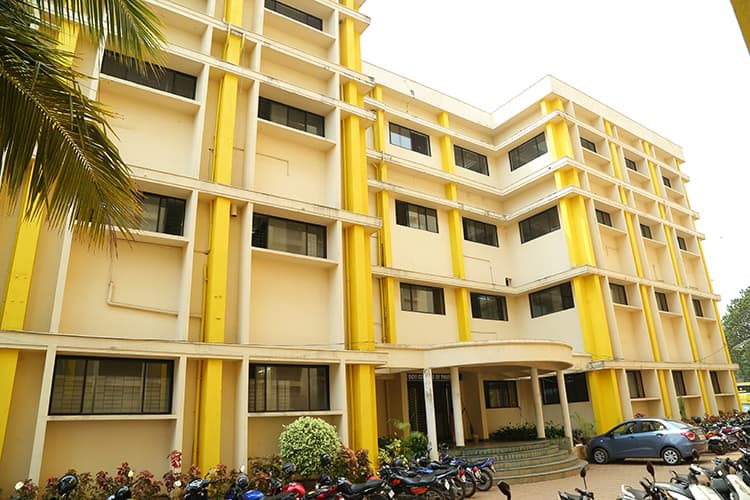 Shree Devi College of Pharmacy Cover