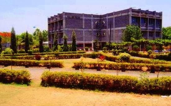 Shri Siddeshwar Shikshan Mandals College of Architecture Cover