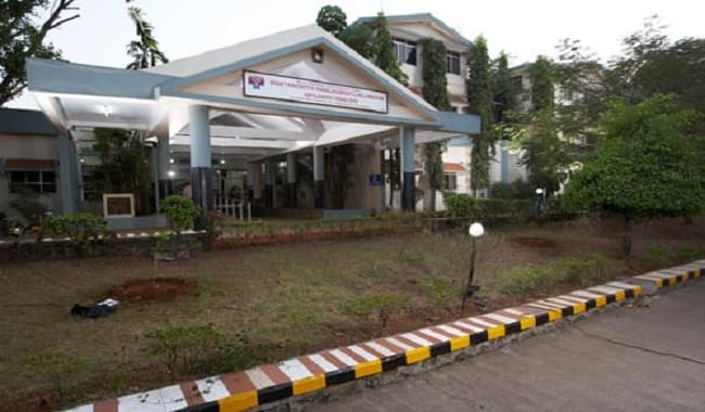 BKL Walawalkar Rural Medical College Cover