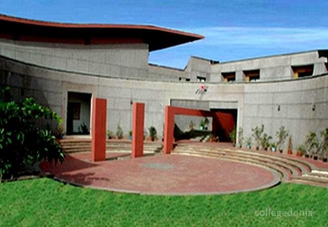 National Institute of Fashion Technology - [NIFT] Hyderabad Cover