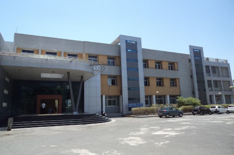 AMC Dental College Cover