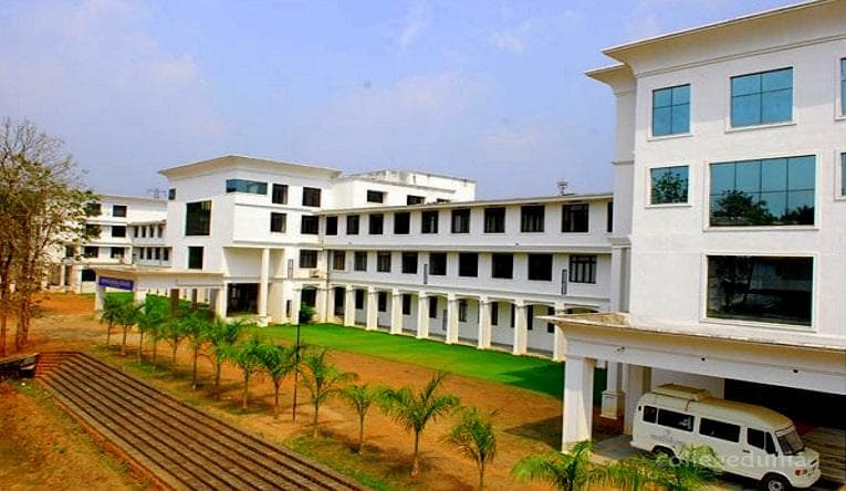 Annoor Dental College and Hospital Cover
