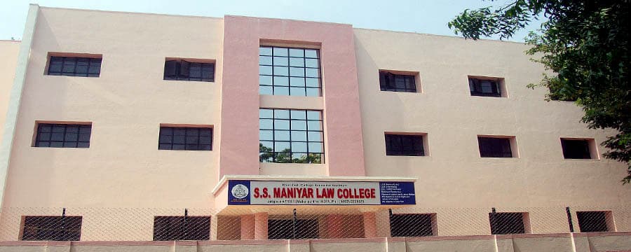 SS Maniyar Law College Cover