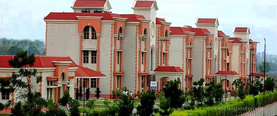 Sri Eshwar Reddy College of Law Cover