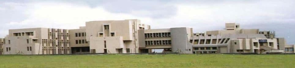 Bharati Vidyapeeth College of Pharmacy - [BVCOP] Cover